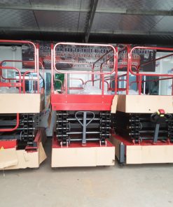 Thang nâng người di chuyển điện 500kg nâng cao 11m SJY0.5-11A hãng Maihui 3 Hướng Dẫn An Toàn Khi Sử Dụng Thang Nâng Hàng