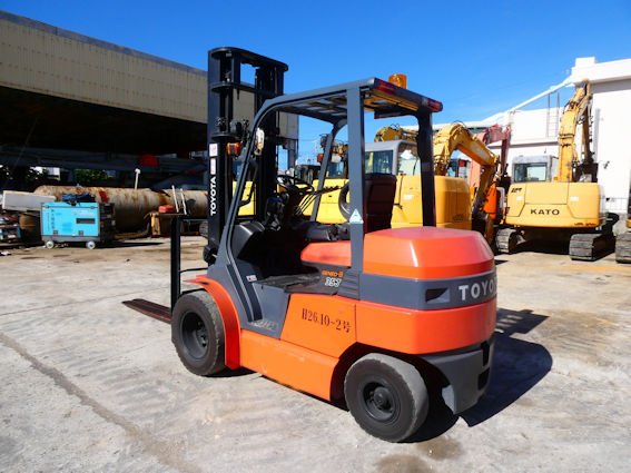 Xe Nâng Điện Ngồi Lái - Hiệu Suất Vượt Trội Cho Nhà Máy Tương Lai 11 Xe Nâng Điện Ngồi Lái - Hiệu Suất Vượt Trội Cho Nhà Máy Tương Lai