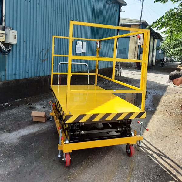 10 Lỗi Thường Gặp Của Bàn Nâng Điện: Nguyên Nhân Và Giải Pháp Hiệu Quả 11 ban nang dien SJY0.5 2.35