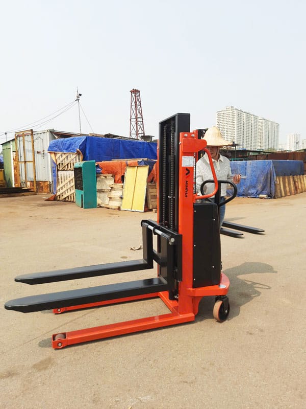 Xe nâng bán tự động 2 tấn nâng cao 2m CTD20/20 hãng Maihui 9 Xe nang ban tu dong CTD2020 hang Maihui 2