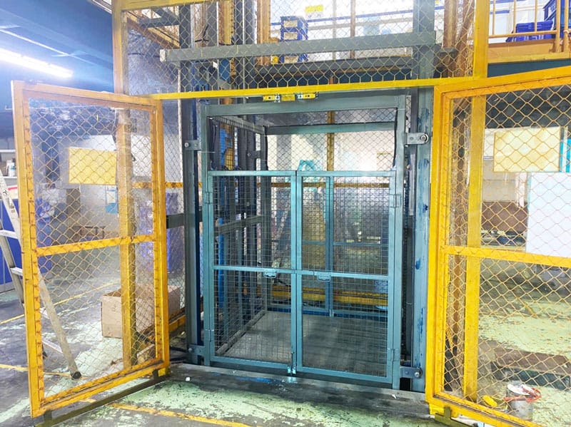 Thang nâng hàng thuỷ lực 1 tấn - Giải pháp tối ưu cho kho xưởng 24 thang nang hang thuy luc 1 tan 3m