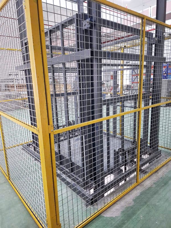 Thang nâng hàng thuỷ lực 1 tấn - Giải pháp tối ưu cho kho xưởng 15 thang nang hang thuy luc 1 tan nang cao 5m 1